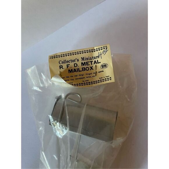 Dollhouse Mailbox Post Mail Vintage Metal Miniatures Postbox - Picture 2 of 3